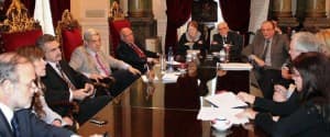 NO HAY AMENAZA DE DESESTABILIZACIÓN, SINO ERRORES E IMPERICIA DEL GOBIERNO.