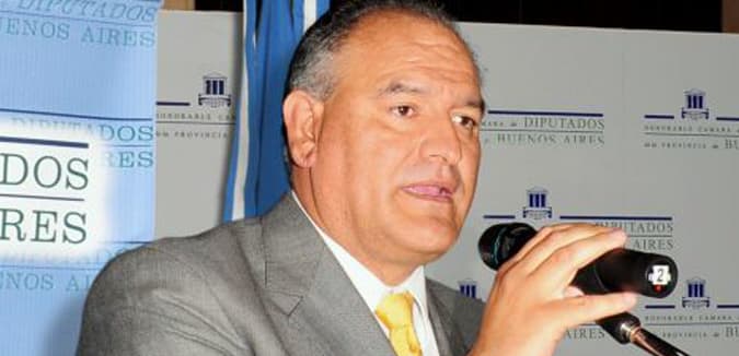 El aumento a estatales no podrá ser menor al 25%