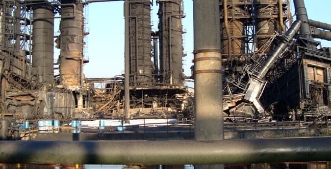 Pedido de informes sobre incendio en destilería de YPF