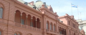 La oposición, dividida entre el rechazo y el fuerte apoyo