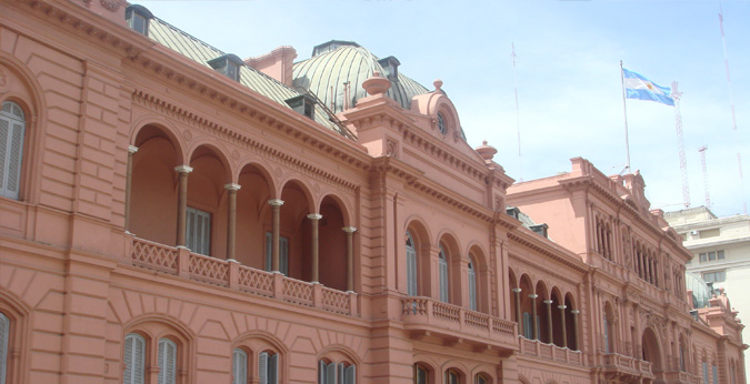 La oposición, dividida entre el rechazo y el fuerte apoyo