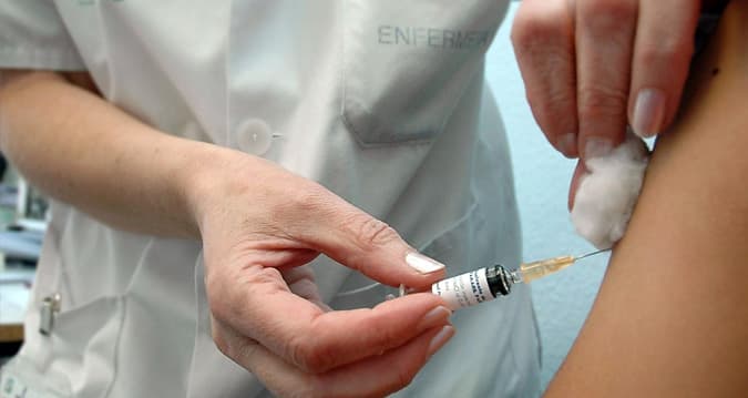 INCORPORACIÓN DE LA VACUNA CONTRA LA VARICELA AL CALENDARIO NACIONAL