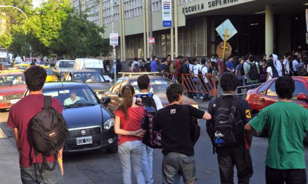 JORNADA PARA LA CREACIÓN DE CORREDORES EDUCATIVOS SEGUROS