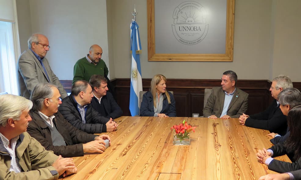 STOLBIZER EN JUNIN Y CHACABUCO