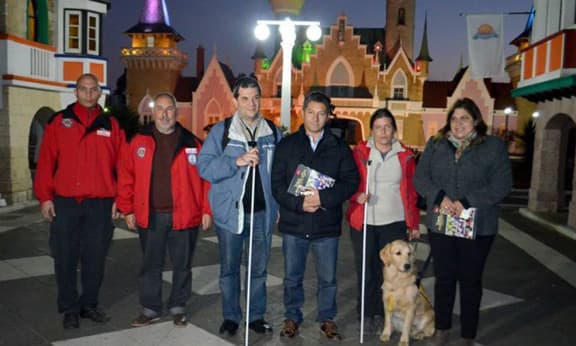 APRUEBAN PROYECTO PARA EL TRÁNSITO DE CIEGOS CON SUS PERROS GUÍA