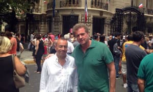 EL GEN PRESENTE EN LA EMBAJADA DE FRANCIA