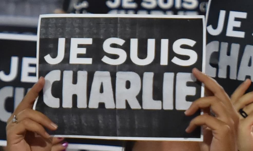 ¡CHARLIE HA MUERTO, QUE VIVA CHARLIE!