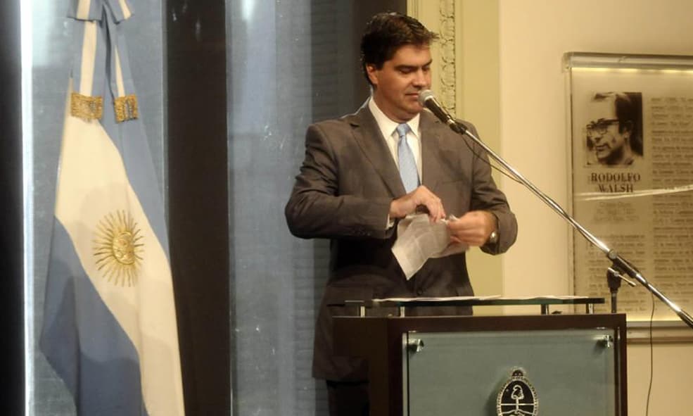 LA ACTITUD DE CAPITANICH ES UN HECHO GRAVE DE INTOLERANCIA