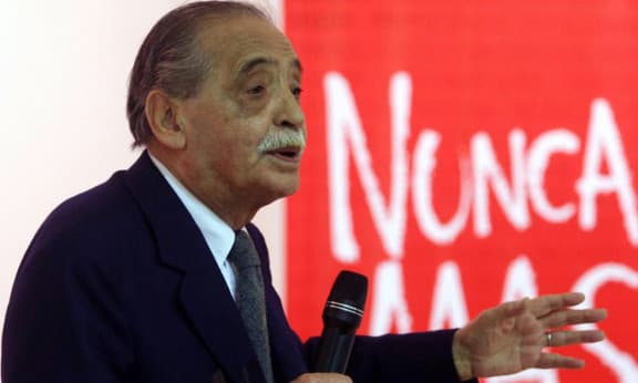 JULIO CÉSAR STRASSERA