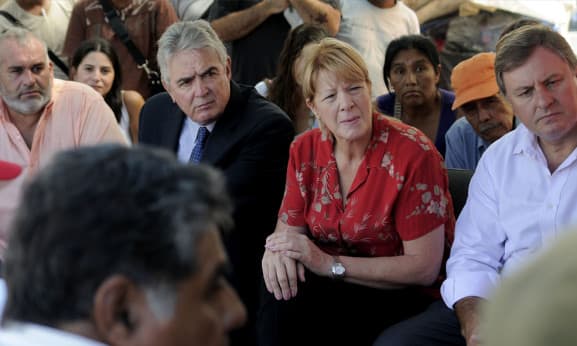 STOLBIZER CON EL CACIQUE FELIX DIAZ EN EL ACAMPE QOM