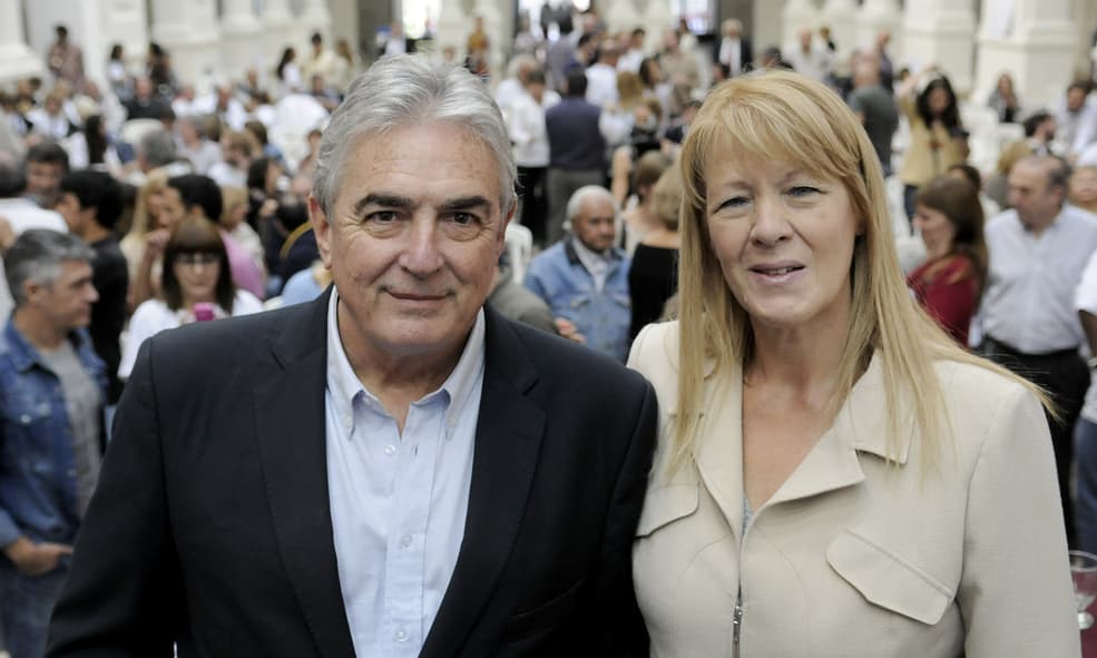 STOLBIZER PRESENTÓ A LINARES CANDIDATO A GOBERNADOR