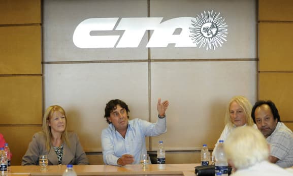 LA CANDIDATA A PRESIDENTA CON MICHELI EN LA CTA