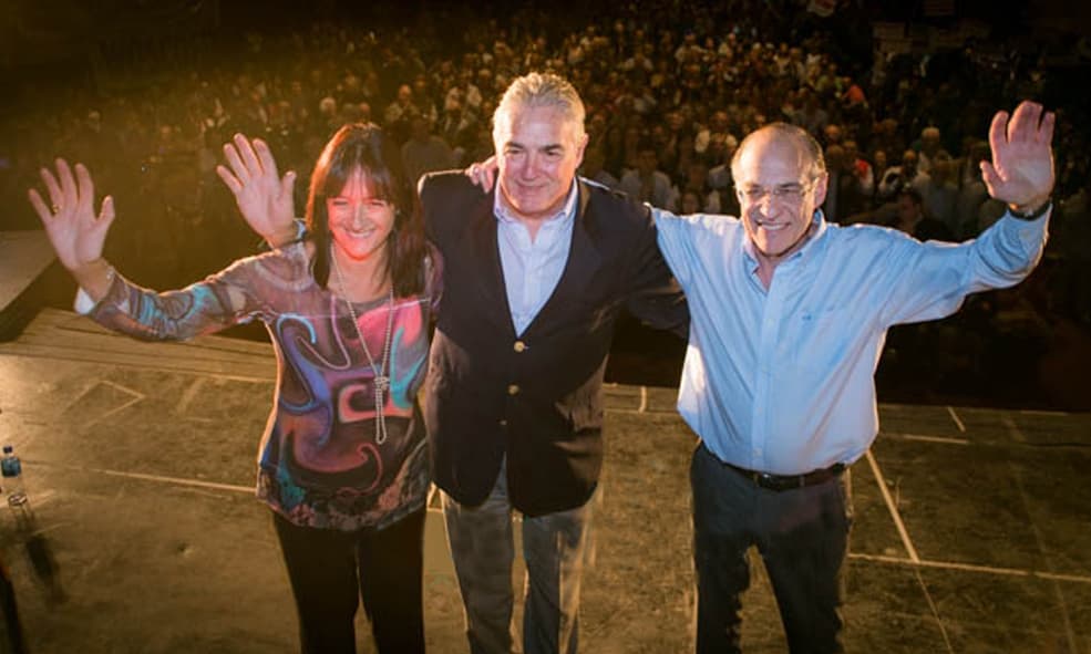 WOSCOFF Y LOS LINARES LANZARON SU ALIANZA EN EL TEATRO DON BOSCO