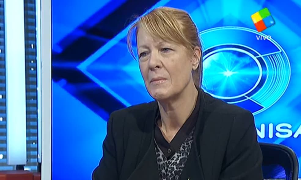 MARGARITA STOLBIZER EN LA CORNISA 24/05/2015