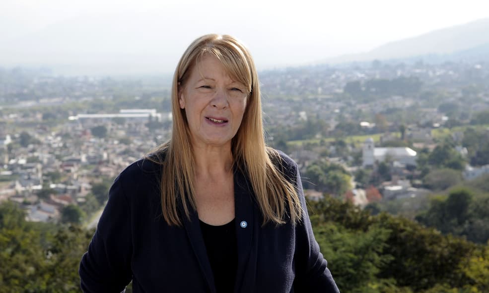 STOLBIZER Y SU CONTRA CAMPAÑA POR LA PATRIA