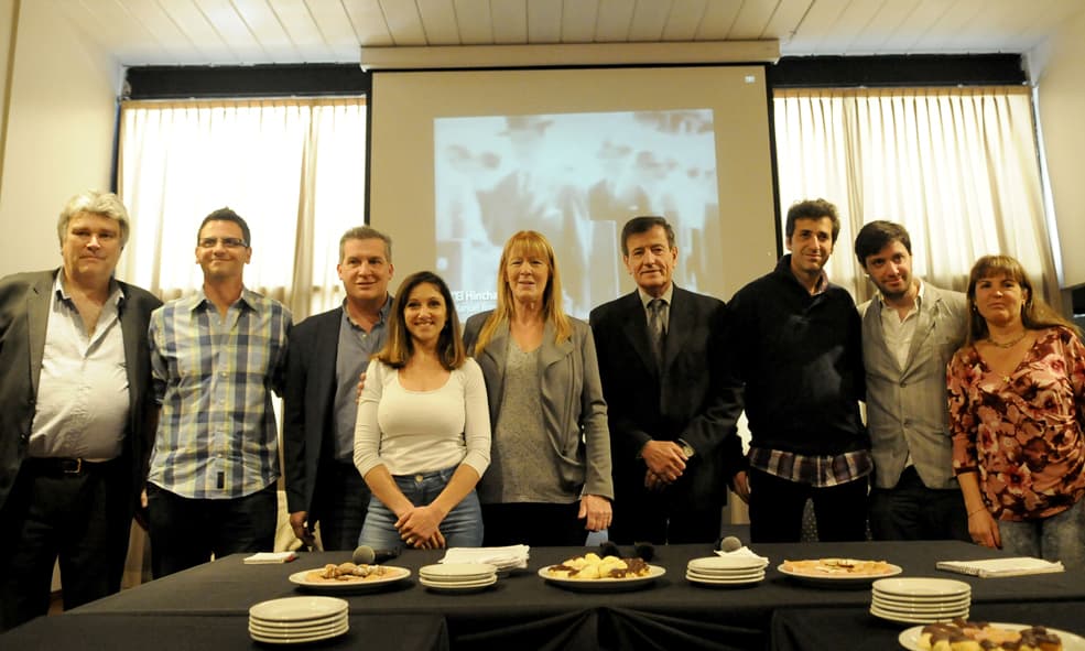 VIOLENCIA EN EL FUTBOL: “LA PELOTA MANCHADA”