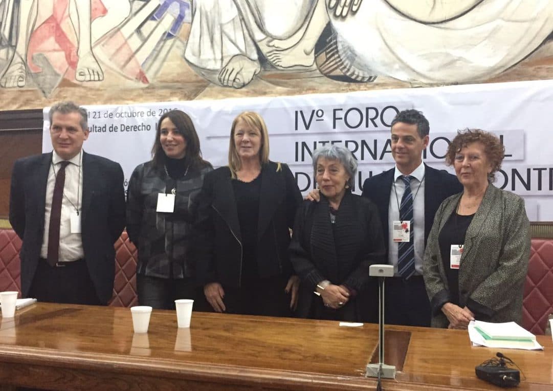 STOLBIZER EN FORO INTERNACIONAL DE MUJERES CONTRA LA CORRUPCIÓN