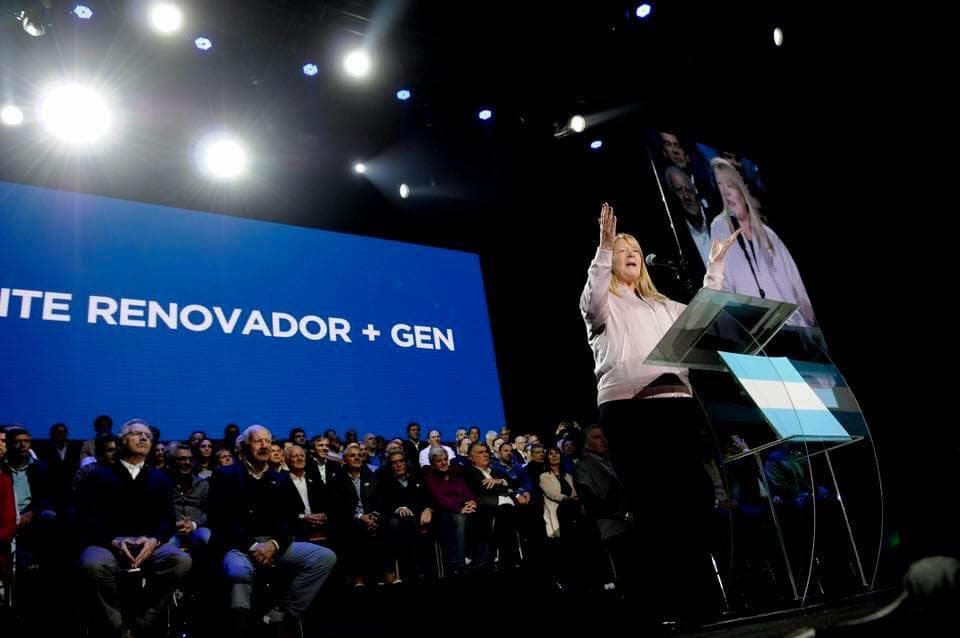 Los jóvenes asumimos el desafío de construir 1País