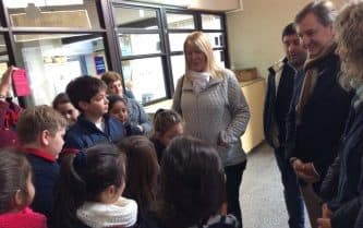 STOLBIZER EL DÍA DE ARRANQUE DE LAS CAMPAÑAS, ESTUVO EN AZUL, ENCABEZANDO UNA JORNADA SOBRE ADICCIONES.
