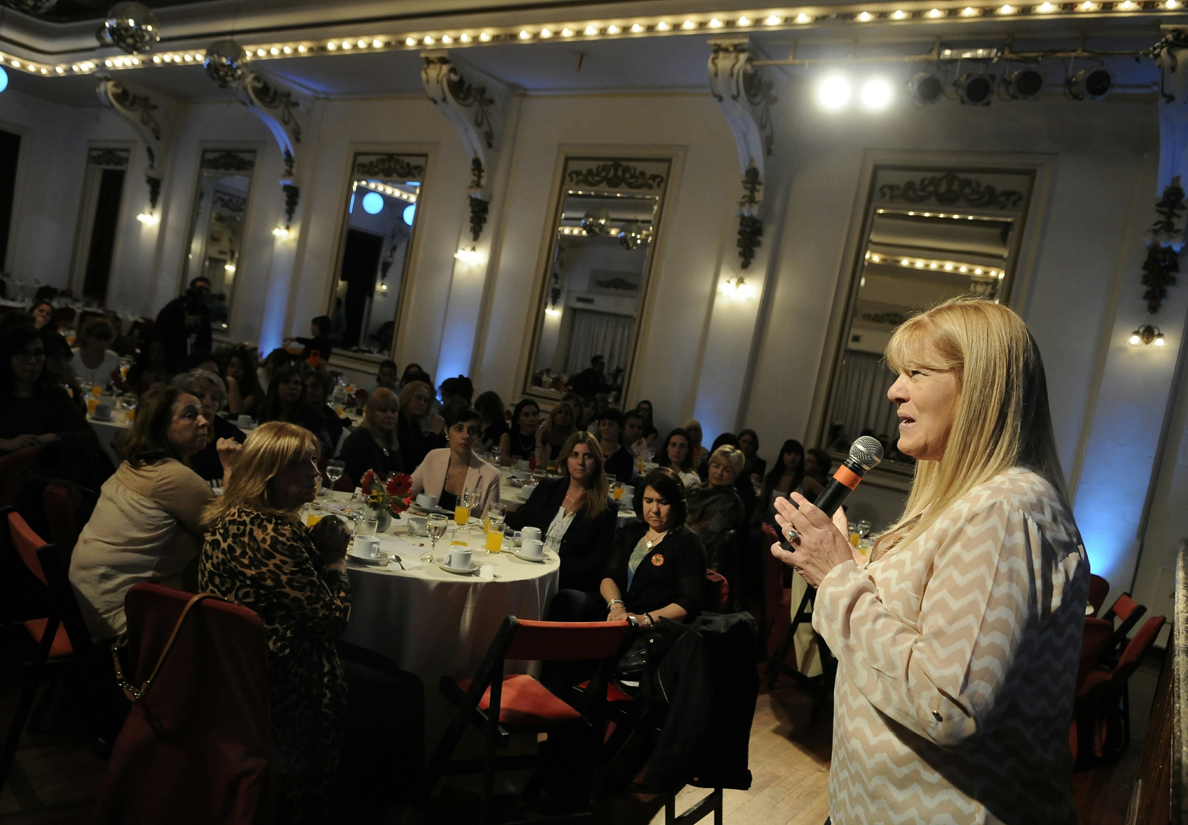 Stolbizer: “No es por falta de capacidades que tenemos menos menos visibilidad y menos chances de acceso a posiciones de liderazgo”.
