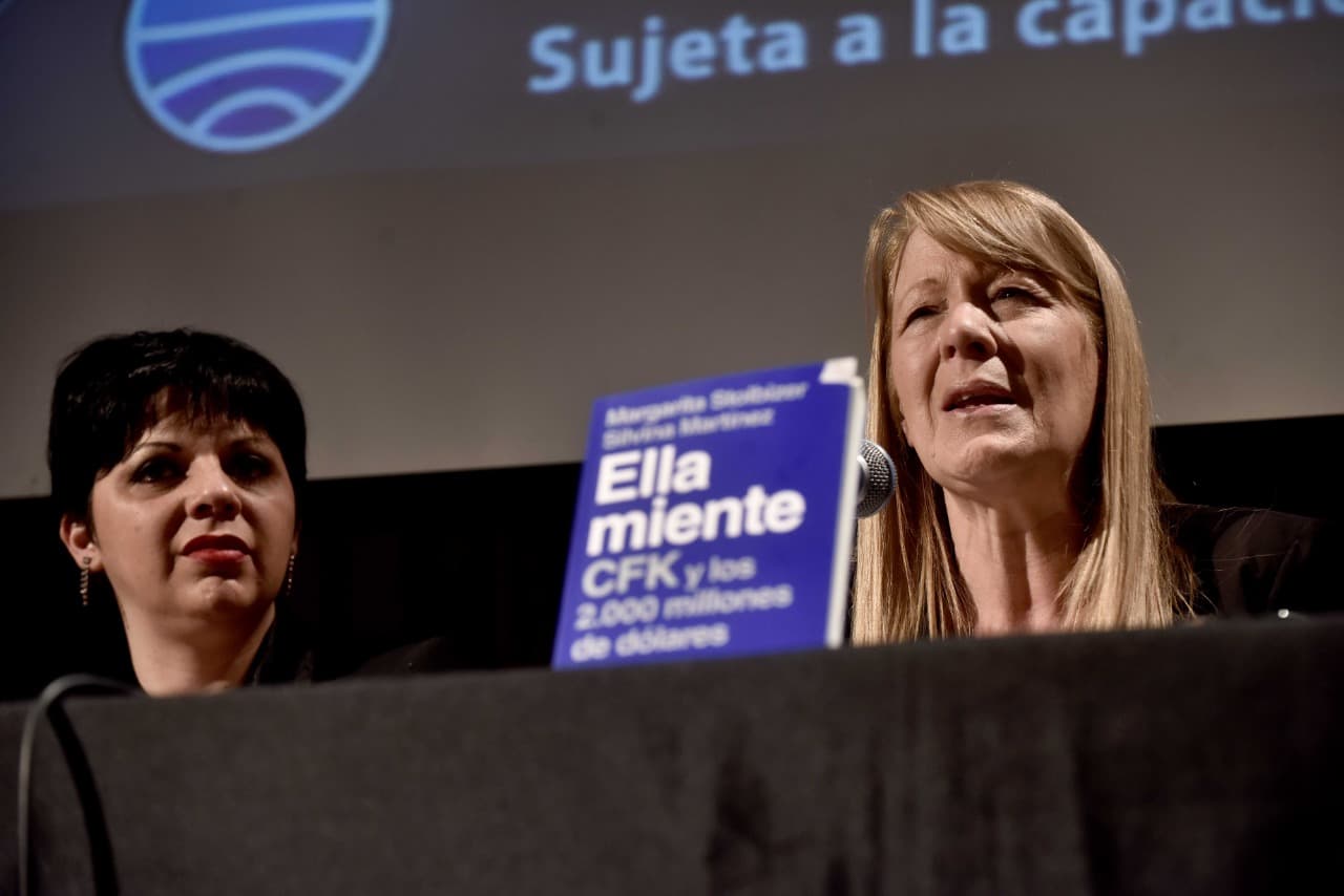 Presentación de “Ella miente. CFK y los 2.000 millones de dólares”