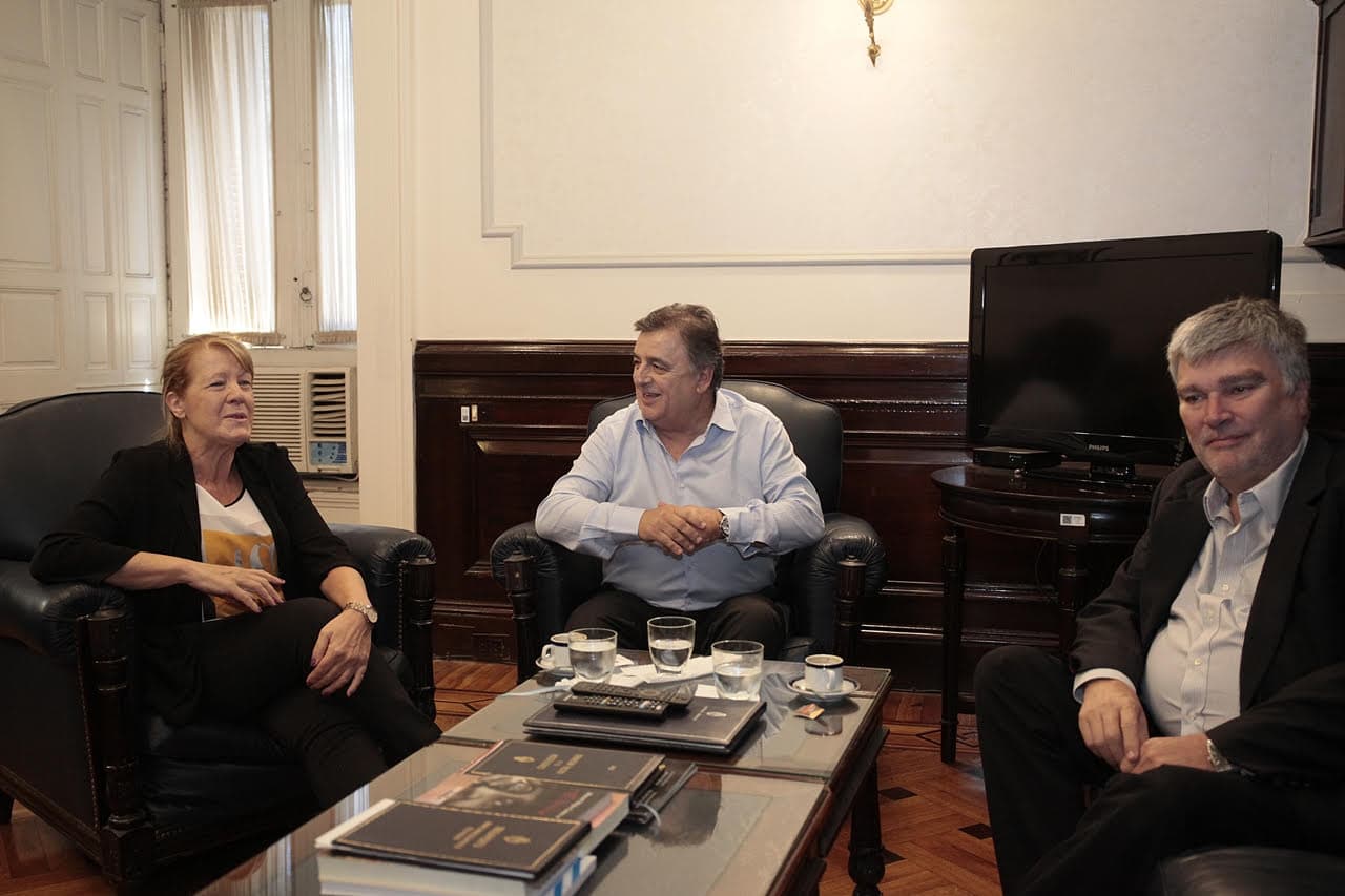 MARGARITA STOLBIZER VISITO A MARIO NEGRI EN LA CAMARA DE DIPUTADOS