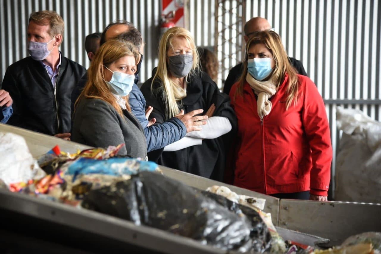 MARGARITA STOLBIZER Visitó San Andrés de Giles y Exaltación de la Cruz y, para reiterar el Compromiso Progresista con el Ambiente